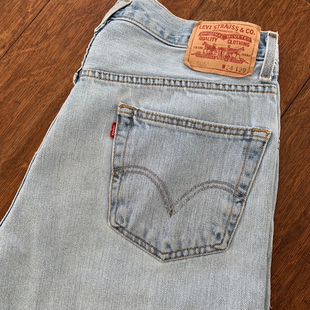 Vintage Levi's 505 Light Blue Wash 29 30 - Picture 4 of 8